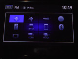 フルセグテレビを搭載。Bluetoothオーディオにも対応しており、お気に入りの音楽をお楽しみいただけます。
