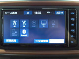 嬉しい装備です♪フルセグTV・DVD再生・Bluetoothオーディオに対応しています!!