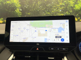 【12.3インチワイドナビ】高級感とインパクトのある大型ワイドナビを装備。各種オーディオ操作はもちろん、横長ワイド画面でのマップ2分割表示など、利便性も高いナビです♪