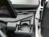 使いやすいドリンクホルダー!