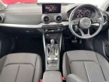 Q2 1.0 TFSI スポーツ 