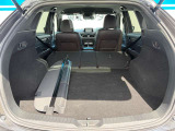 シートを倒せばフラットに!大きな荷物も楽々、夢が広がります。Flat when folded! Easy for big cargo, expands your dreams.