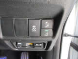多彩な安心・快適機能を搭載した先進の安全運転支援システムのHonda SENSINGを搭載しております。