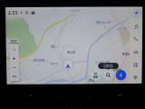 純正ナビを装備。タッチパネル式で使いやすく、お出かけもラクラクです。