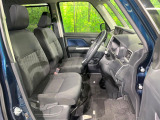 運転席シート廻りは使用感も少なく、良好な状態となっています。丁寧に使われていたことがよくわかりますね。