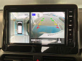 クルマを空から見たような映像が映る、アラウンドビューモニターで、車両周辺の安全確認も一目できます!小さなお子様や障害物も確認できるので、運転のしやすさだけではなく事故防止にも役立ちます♪