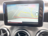 ●ガイドライン付きバックカメラ:不安な駐車もこれで安心!ガイドライン付きなので狭い箇所での駐車もラクラクです!