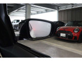 弊社車両はすべて、ご案内前の段階でビー・エム・ダブリュージャパンの基準に則って厳正な車両チェック(第3者機関よる査定)を実施しております。メーター改ざん車や修復歴車は一切ございません。
