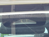 【トヨタセーフティセンス】走行中に前方の車両等を認識し、衝突しそうな時は警報とブレーキで衝突回避と被害軽減をアシスト。より安全にドライブをお楽しみいただけます。