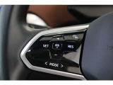 《ACC》アダプティブクルーズコントロール(全車速追従機能付)は30-160km/hまで設定可能です。