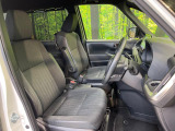 運転席シート廻りは使用感も少なく、良好な状態となっています。丁寧に使われていたことがよくわかりますね。