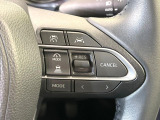 【レーダークルーズコントロール】高速道路での長距離走行が楽に!!自動で速度を保つクルーズコントロールが、衝突軽減システムと連携し、前方の車両を感知して車間を保つように速度調節してくれます!!
