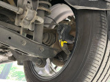お車を安心してお乗りいただく為には、足回りの定期点検が欠かせません。サービスサポート(有償保証)では無料点検もご提供しており、安心のカーライフをお過ごしいただけるサポート体制が整っています。