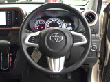 ステアリングスイッチ付!運転中も目線を動かす事無く音量等の操作可能!