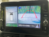 【アラウンドビューモニター】専用のカメラにより、上から見下ろしたような視点で360度クルマの周囲を確認することができます☆死角部分も確認しやすく、狭い場所での切り返しや駐車もスムーズに行えます。