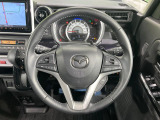 【ステアリングスイッチ】運転中、前方から目線をそらすことなく、オーディオ等の操作が可能な便利機能!安心&快適なドライブを演出してくれます♪