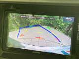 【バックカメラ】駐車時に後方がリアルタイム映像で確認できます。大型商業施設や立体駐車場での駐車時や、夜間のバック時に大活躍!運転スキルに関わらず、今や必須となった装備のひとつです!