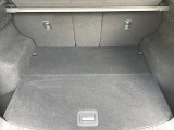 トランクスペースもご覧のとおりそれなりにお荷物乗せることができます。日常の生活はもちろんの事、アウトドアにもぴったりですね☆