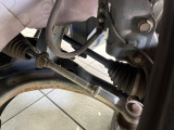 お車を安心してお乗りいただく為には、足回りの定期点検が欠かせません。サービスサポート(有償保証)では無料点検もご提供しており、安心のカーライフをお過ごしいただけるサポート体制が整っています。