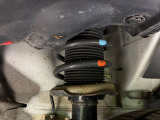 お車を安心してお乗りいただく為には、足回りの定期点検が欠かせません。サービスサポート(有償保証)では無料点検もご提供しており、安心のカーライフをお過ごしいただけるサポート体制が整っています。