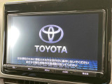 【大画面ナビ】人気の大型9インチナビを装備。存在感のある大画面はインパクト大!ナビ利用時のマップ表示は見やすく、テレビやDVDは臨場感がアップ!いつものドライブがグッと楽しくなります♪