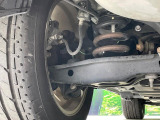 お車を安心してお乗りいただく為には、足回りの定期点検が欠かせません。サービスサポート(有償保証)では無料点検もご提供しており、安心のカーライフをお過ごしいただけるサポート体制が整っています。