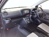 見通しのよいすっきりとした視界で、誰でも運転しやすいです。運転のしやすさは疲れにくさにも繋がりますよ♪