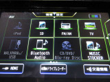 フルセグTV視聴可能・CD/DVD/Blu-ray/再生機能付きで、Bluetoothオーディオや音楽レコーディングにも対応しており、車内のエンターテインメントが充実しております ♪