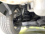 お車を安心してお乗りいただく為には、足回りの定期点検が欠かせません。サービスサポート(有償保証)では無料点検もご提供しており、安心のカーライフをお過ごしいただけるサポート体制が整っています。