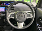 【ステアリングスイッチ】運転中、前方から目線をそらすことなく、オーディオ等の操作が可能な便利機能!安心&快適なドライブを演出してくれます♪