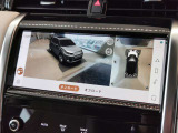 【3Dサラウンドカメラ(360&deg;カメラ)】全方位の死角となる部分や発進時・駐車時・細い路地からの運転などカメラを通してモニターで確認することが可能です。