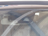 【i-ACTIVESENSE】走行中に前方の車両等を認識し、衝突しそうな時は警報とブレーキで衝突回避と被害軽減をアシスト。より安全にドライブをお楽しみいただけます。