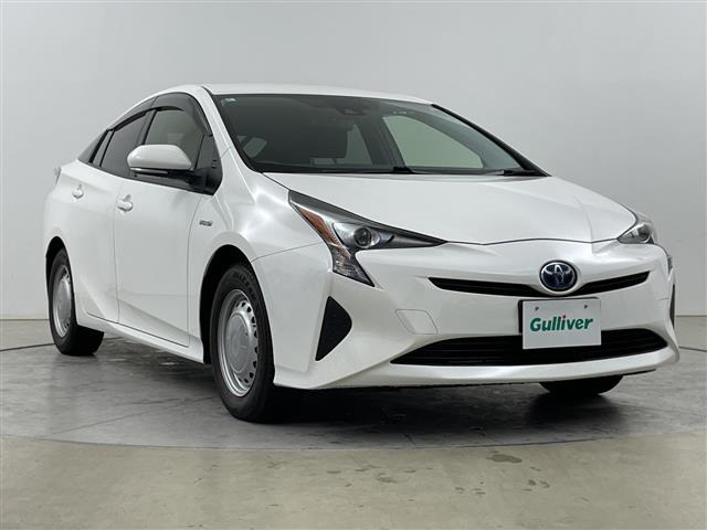 プリウス 1.8 S E-Four 4WD 修復歴無し