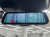 【デジタルルームミラー】後席の大きな荷物や同乗者で後方が確認しづらい時でも安心!カメラが撮影した車両後方の映像をルームミラー内に表示。クリアな視界で状況の確認が可能です!