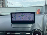 従来のマツダコネクトより更に進化。ディスプレイの大型化、起動時間の短縮、解像度の向上。AppleCarPlayやAndroidAutoにも対応。更に進化し便利になったマツダコネクトをご体感ください。