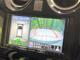 【アラウンドビューモニター】専用のカメラにより、上から見下ろしたような視点で360度クルマの周囲を確認することができます☆死角部分も確認しやすく、狭い場所での切り返しや駐車もスムーズに行えます。