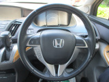 握りやすい大きなハンドルで運転しやすいです♪