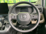 【純正革巻きステアリング】上質な革を使用することで、手にしっかり馴染みとても運転しやすいハンドルです♪