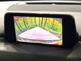 【サイド&バックカメラ】停車・駐車時に死角になりがちな運転席から見えづらいサイドとリアの障害物を確認できます!雨天時や夜間などは特に活躍してくれるアイテムです。
