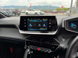 Apple CarPlay/Android Autotに対応したタッチスクリーン/Bluetooth接続/ハンズフリー通話/ミュージックプレイヤー接続