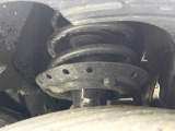 お車を安心してお乗りいただく為には、足回りの定期点検が欠かせません。サービスサポート(有償保証)では無料点検もご提供しており、安心のカーライフをお過ごしいただけるサポート体制が整っています。