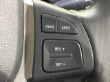 【クルーズコントロール】高速道路もラクラク走行。アクセルを離しても一定速度で走行ができ、長距離運転時の負担を軽減!加速・減速も簡単なスイッチ操作で調整できます。