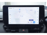 ディスプレイオーディオを装備。スマホとクルマをつなぐことで、これまでのナビに加えて、いろんなサービスが楽しめます。