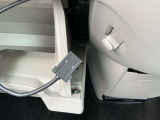 HDMI入力端子付きです。スマホのミラーリングやファイアスティック等でアプリの映像も見れます。