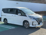 ファミリーが楽しい思い出をたくさん作れるよう、まわりに大勢の人たちが集まってくるような車を目指して大きく進化しています。
