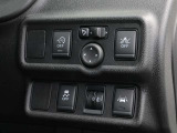 エマージェンシーブレーキ装備です。