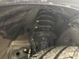 お車を安心してお乗りいただく為には、足回りの定期点検が欠かせません。サービスサポート(有償保証)では無料点検もご提供しており、安心のカーライフをお過ごしいただけるサポート体制が整っています。