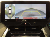 バックガイドモニターで、後方を確認しながら安心して駐車することができます。運転初心者も熟練者も必須の機能ですよ!