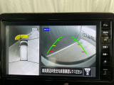空から見ているような視点で周囲が確認できるアラウンドビューモニター、移動物を感知します。