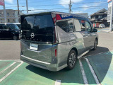 セレナ 1.4 e-4ORCE ハイウェイスターV 4WD 